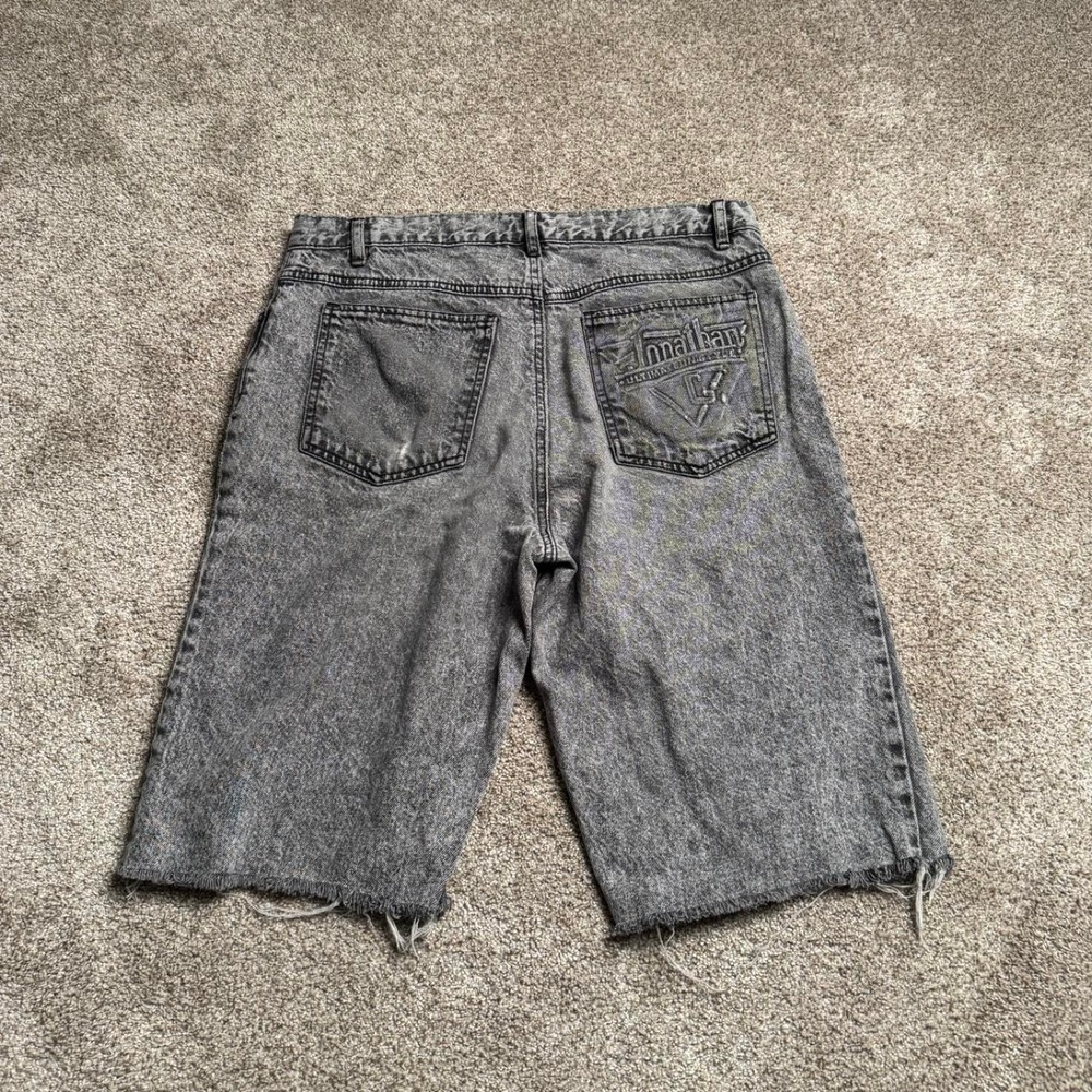 GREY ACID WASH "JONATHAN" DENIM SHORTS
